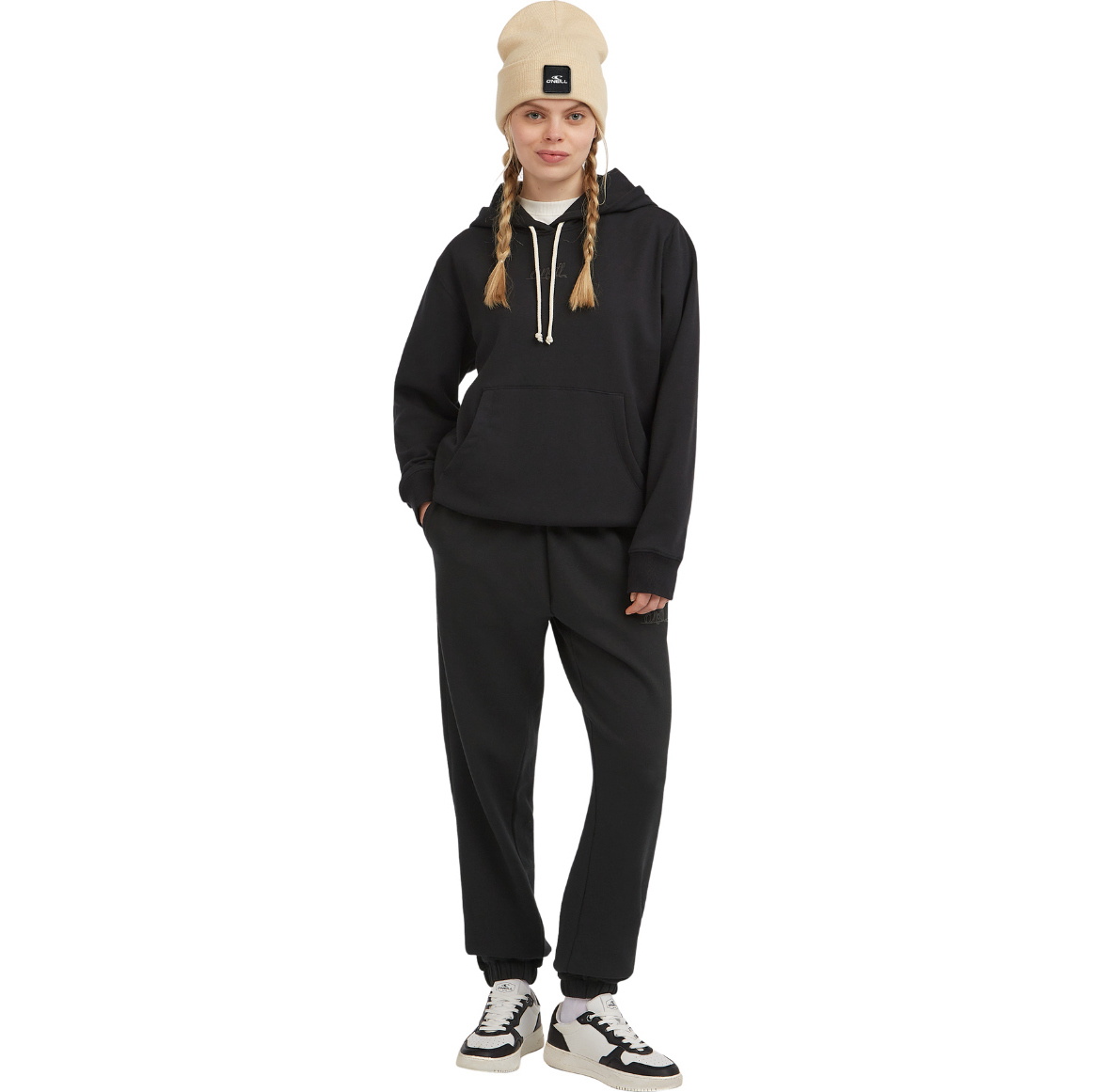 2025 O'Neill Dame Essentials Script Hættetrøje 1750123 - Black Out